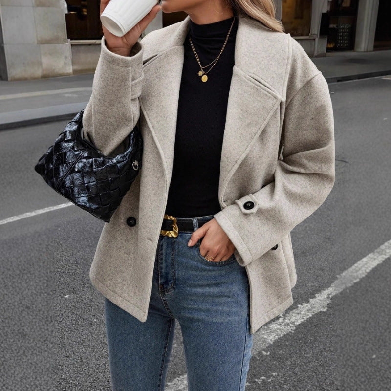 Damen Kurzer Wollmantel mit Oversized-Schnitt und Reverskragen Shop Nory