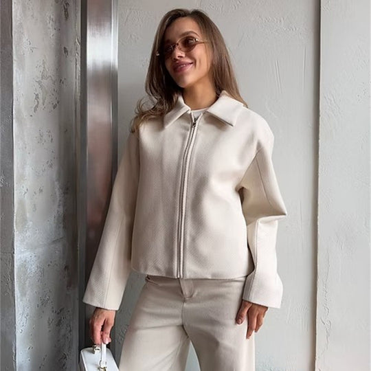 Damen Kurzjacke im Boxy-Schnitt mit Reißverschluss und Reverskragen Shop Nory