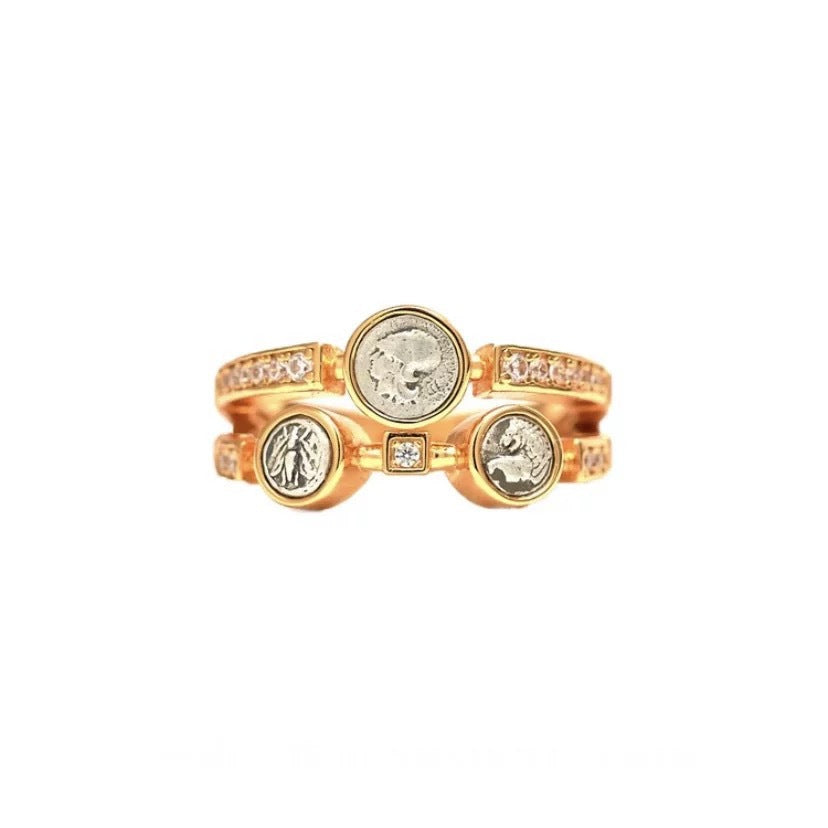 Damen Ring mit einzigartigem geprägtem Design und funkelnden Ziersteinen Shop Nory