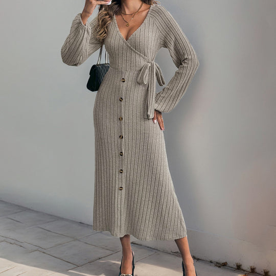 Damen Geripptes Wickel-Midikleid mit V-Ausschnitt, Ballonärmeln & Knopfleiste Shop Nory