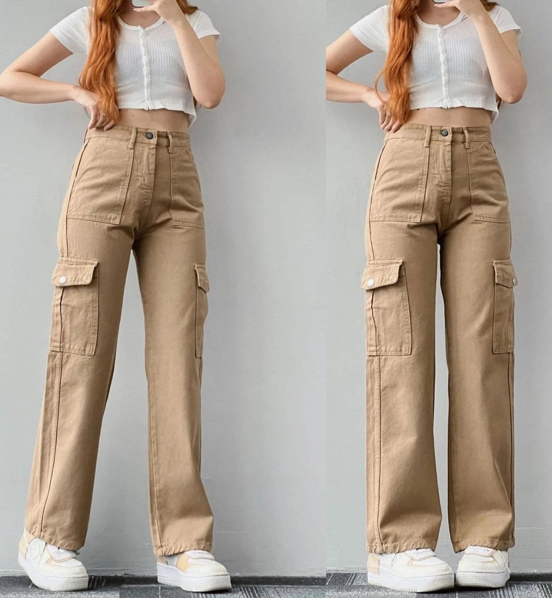 Damen High-Waist-Cargohose aus Twill mit aufgesetzten Klappentaschen und weitem Bein Shop Nory