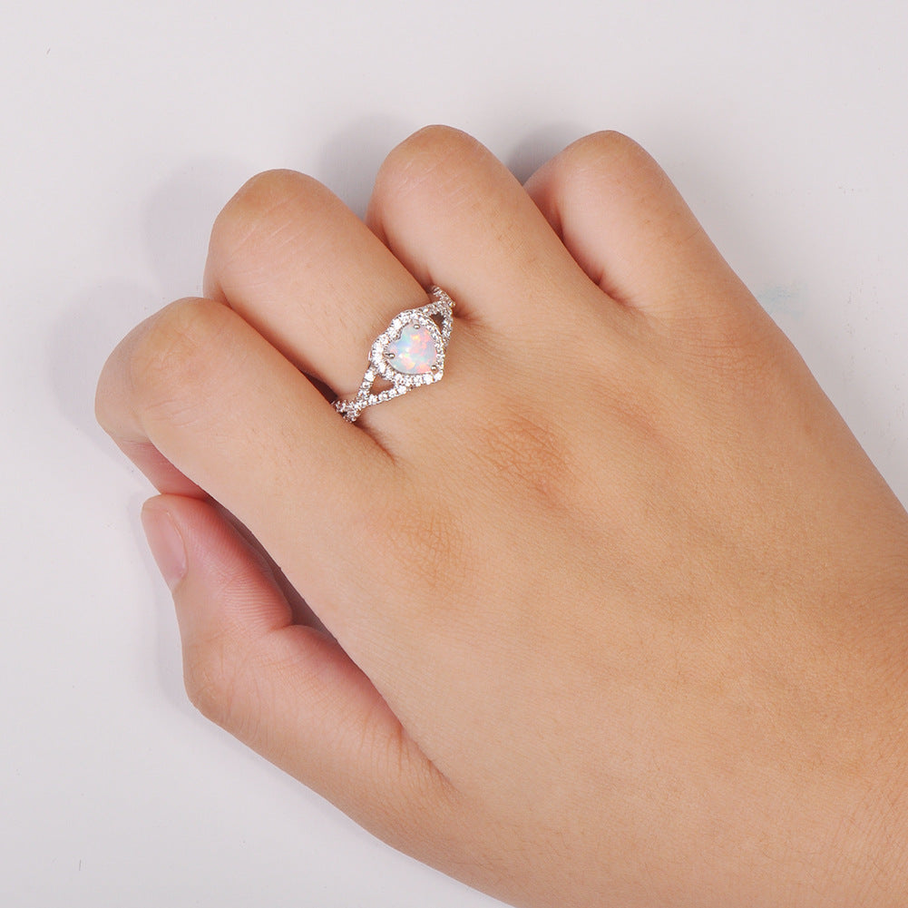 Damen Ring mit herzförmigem Opal und funkelnden Zirkonia-Details Shop Nory 1782015887