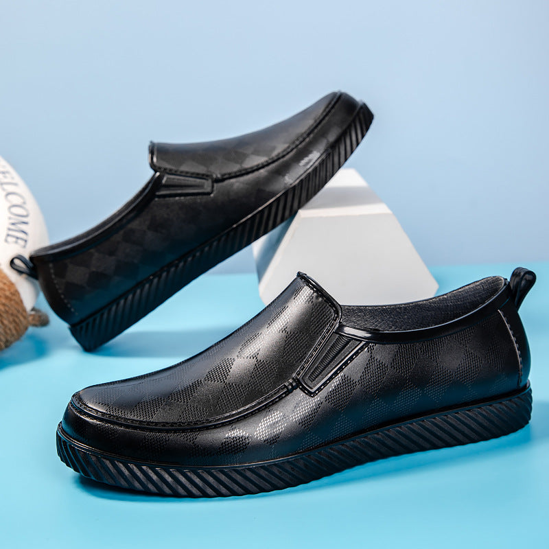 Herren Elegante wasserdichte Slipper mit strukturierter Oberfläche und profilierter Lightweight-Sohle Shop Nory