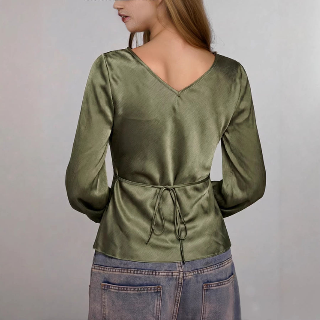 Damen Satinierte Bluse mit V‑Ausschnitt, geraffter Büstenteil und ausgestellten 3/4‑Ärmeln Shop Nory