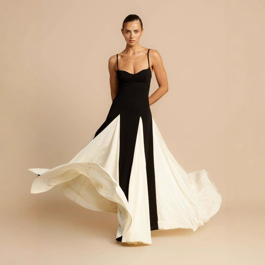 Damen Elegantes Abendkleid mit asymmetrischem Saum und feinen Rüschen
