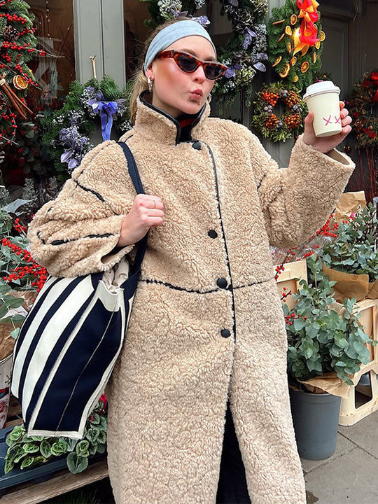 Damen Langer Teddy‑Mantel mit Kontrastnähten, Stehkragen und Knopfleiste Shop Nory