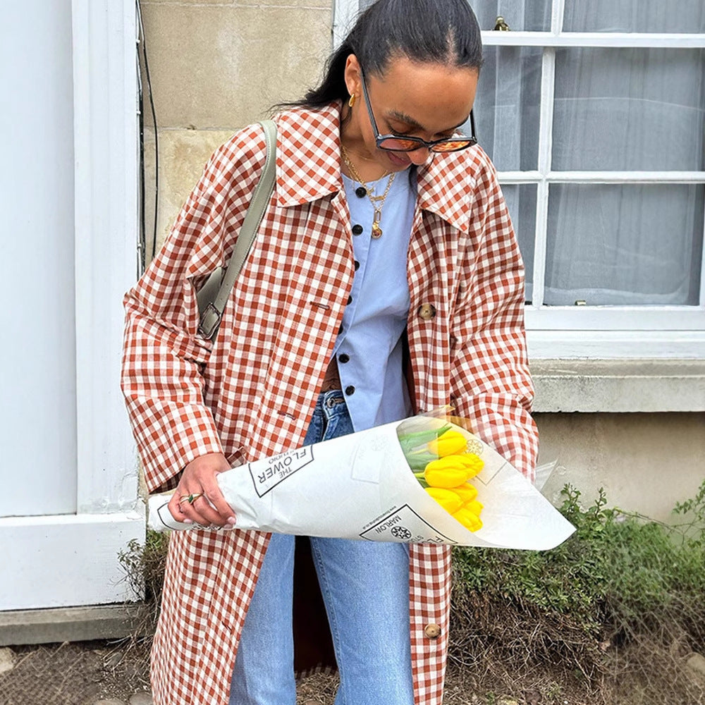 Damen Karo-Trenchcoat mittellang mit Knopfleiste und kontrastgefütterten Manschetten Shop Nory