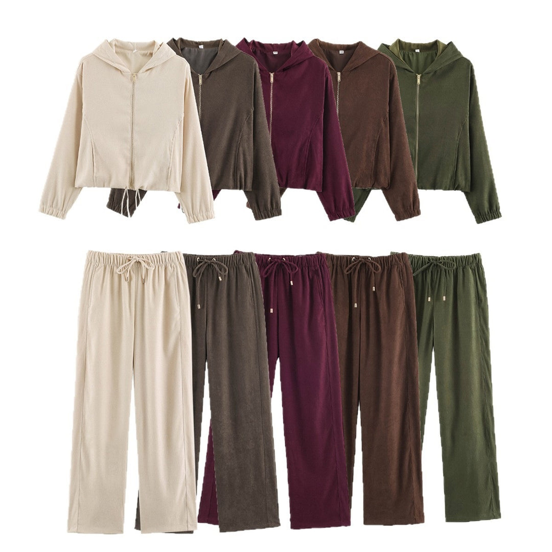 Damen weite Loungehose aus Veloursoptik mit Kordelzug und Eingrifftaschen Shop Nory