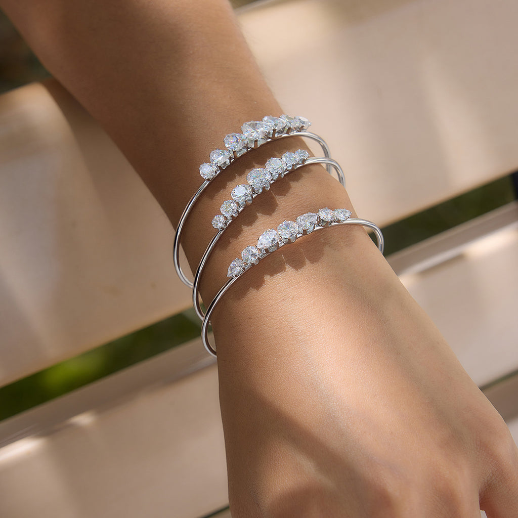 Damen Offenes Armband mit funkelnden Kristallakzenten und hypoallergenem Edelstahl Shop Nory