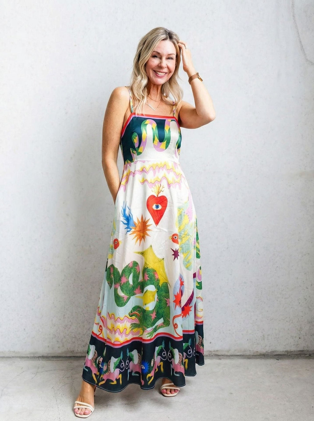 Damen Maxi-Kleid mit aufregendem Grafikdruck und verspieltem Design