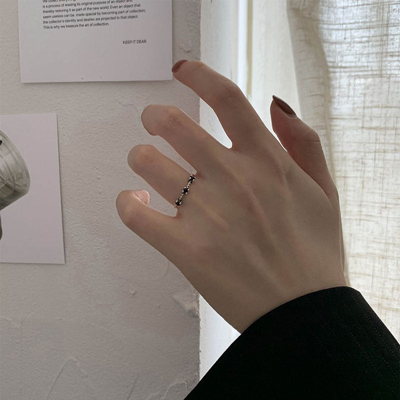 Damenring mit floralem Motiv aus hochwertigem Edelstahl Shop Nory