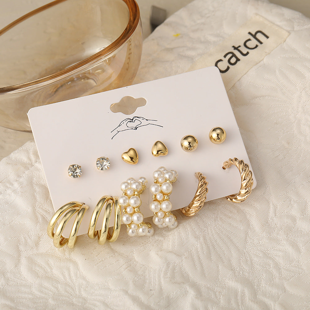 Damen Ohrstecker Set mit eleganten Designs und funkelnden Perlen Shop Nory