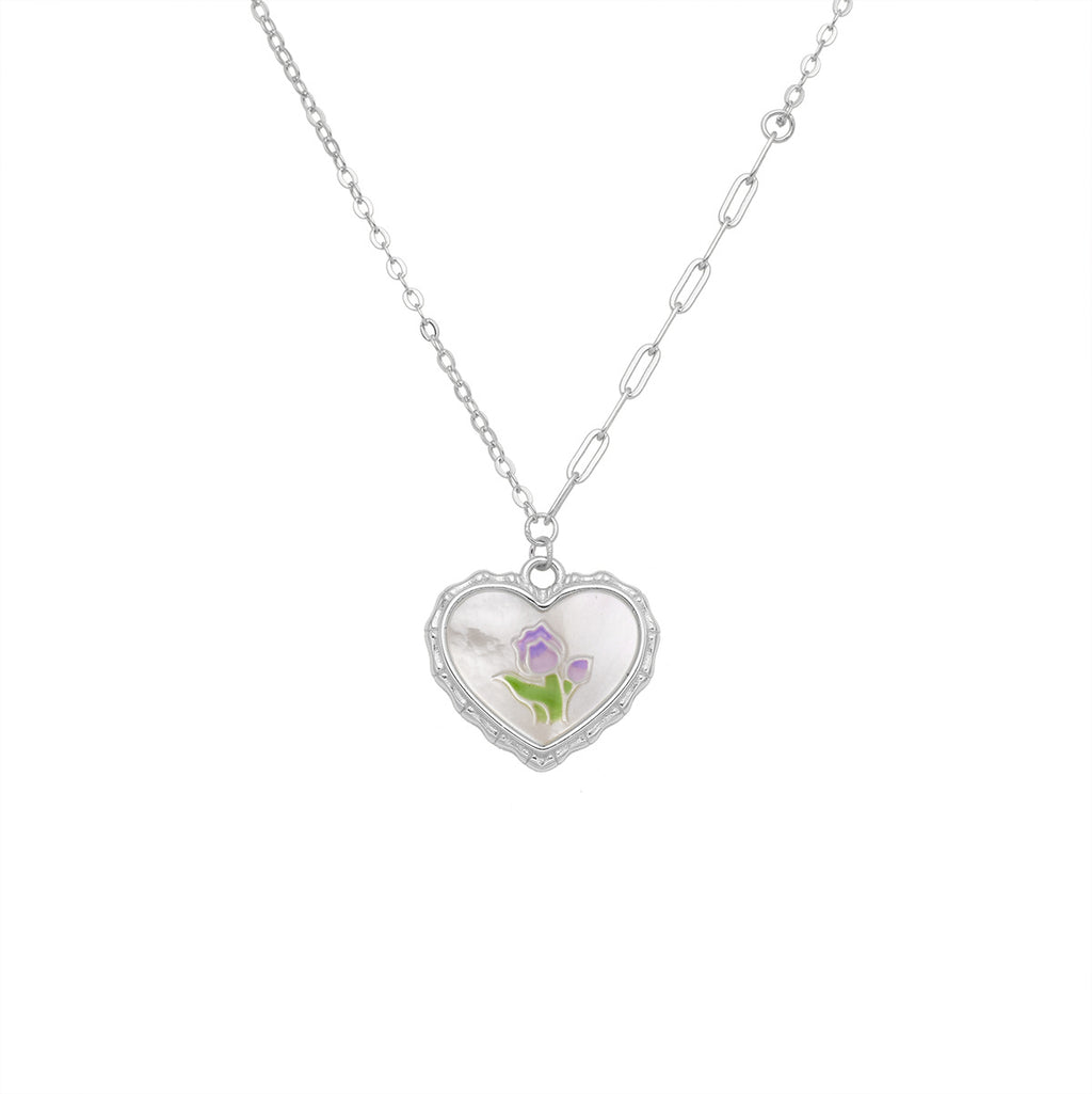 Damen Halskette mit herzförmigem Anhänger und floralem Design Shop Nory