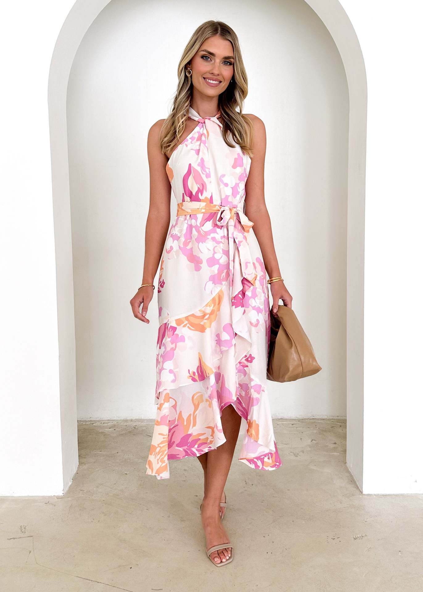 Damen Halterneck Maxikleid mit elegantem Rüschensaum Shopnory
