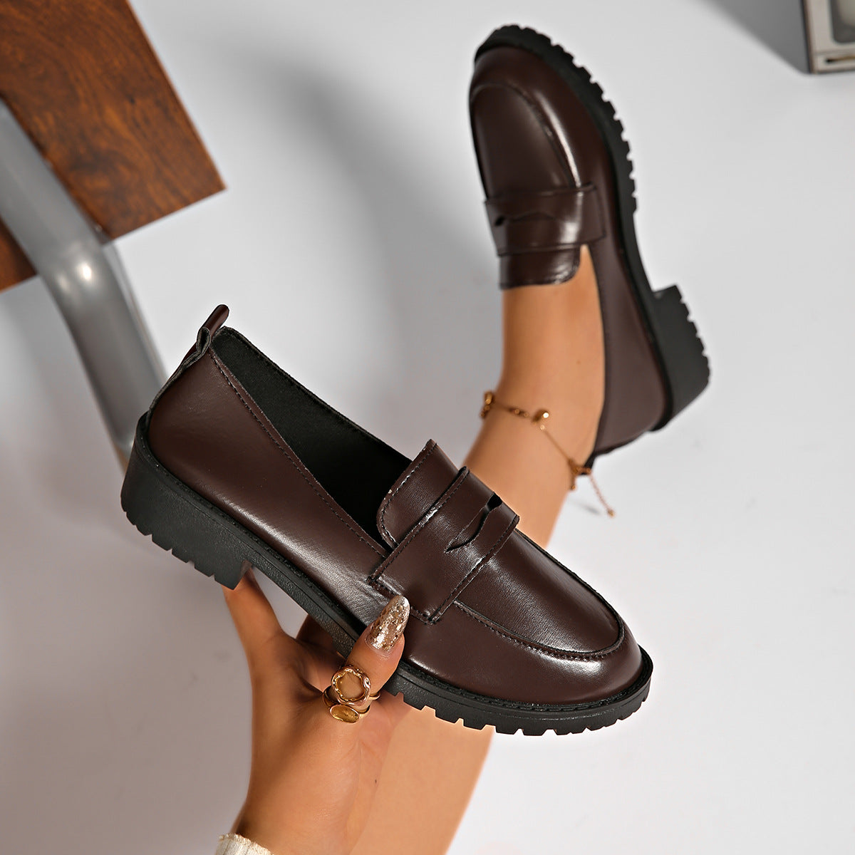 Damen Elegante und bequeme Mokassins mit modischem Riemen
