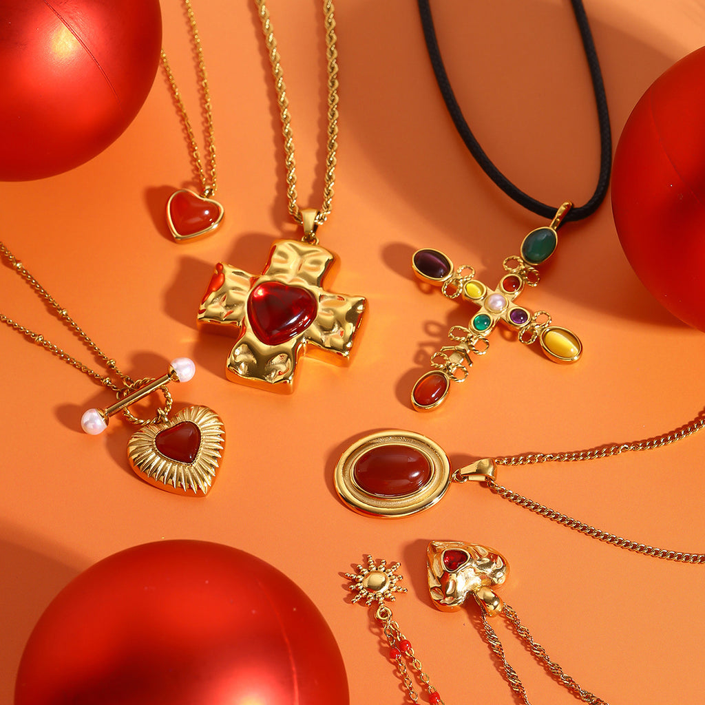 Damen Halskette mit herzförmigem Anhänger aus hypoallergenem Edelstahl und klassischem Kreuzdesign Shop Nory