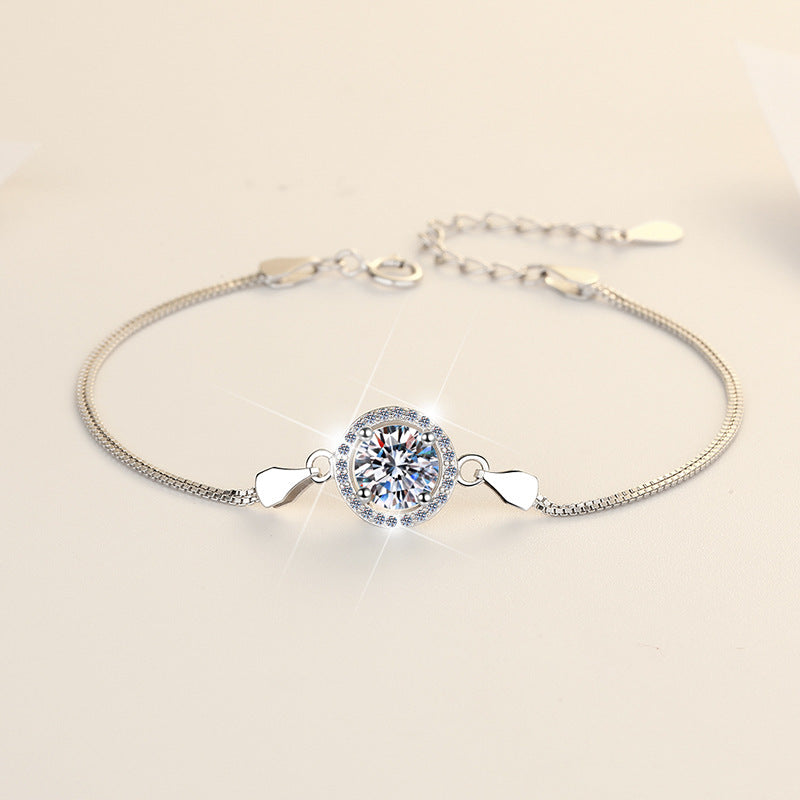 Damenarmband mit funkelndem Zirkonia und filigranem Design Shop Nory