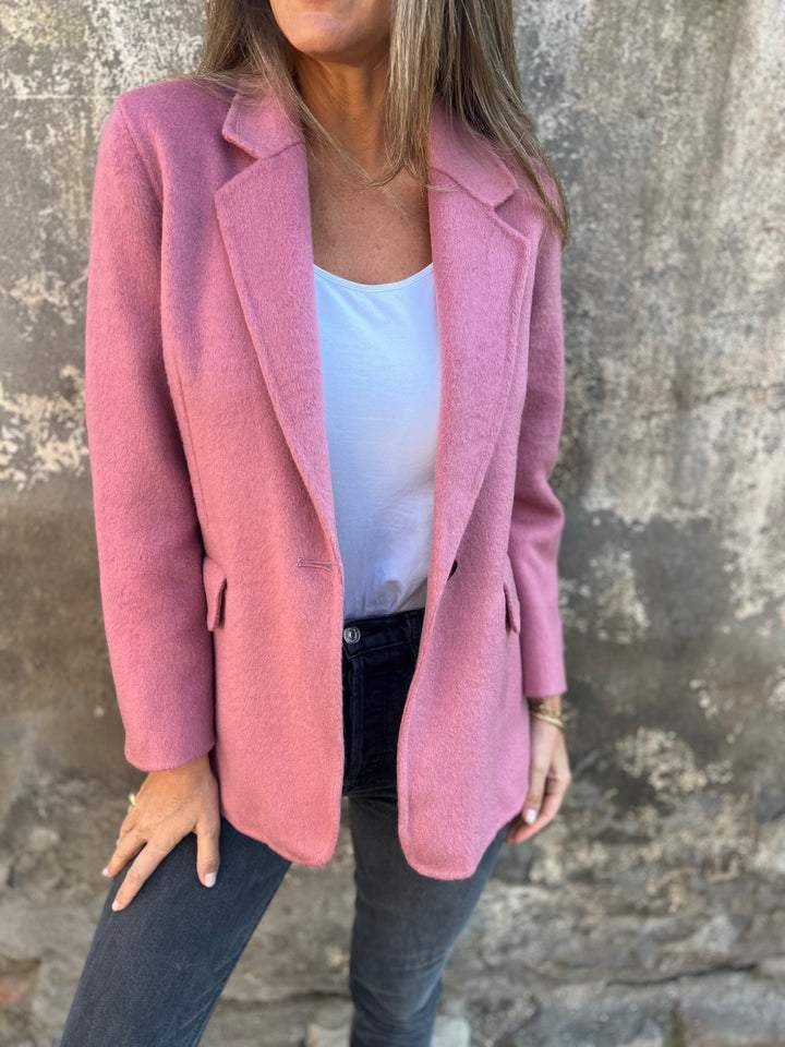 Damen taillierter Bouclé-Blazer mit fallendem Revers und Ein-Knopf-Detail Shop Nory