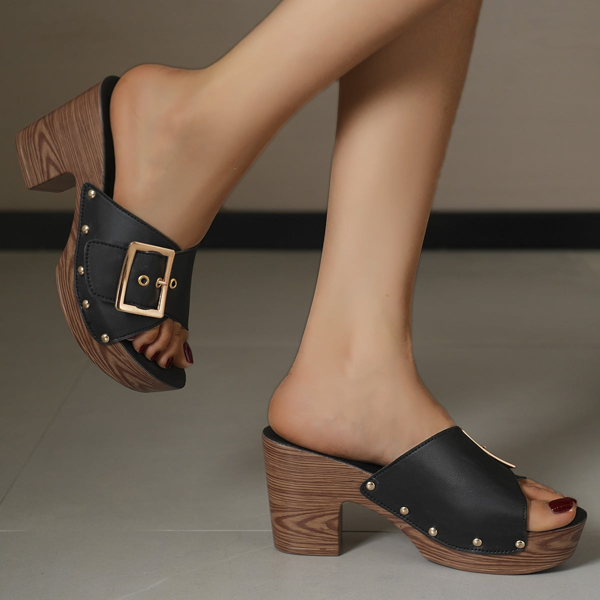 Damen Wedge-Sandalen mit eleganter Schnalle