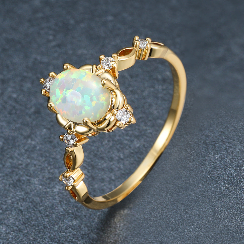 Damen Ring mit exquisitem Zirkonia-Einsatz und eleganter Fassung Shop Nory