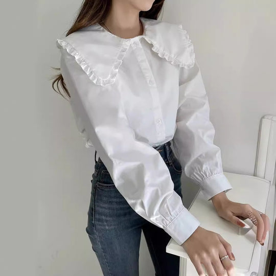 Damen Bluse mit übergroßem Rüschenkragen und fein gearbeitetem Tailoring Shop Nory