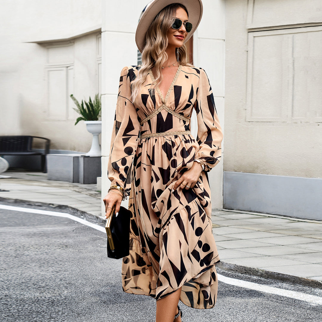 Damen nan fließendes Maxikleid mit V-Ausschnitt, geraffter Empire‑Taille und Stufenrock Shop Nory