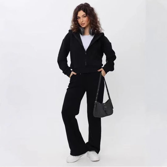 Damen nan zweiteiliges Cozy-Loungewear-Set mit Reißverschlusskapuze, taillenhoher Weitbein-Jogger und verdeckten Eingrifftaschen Shop Nory