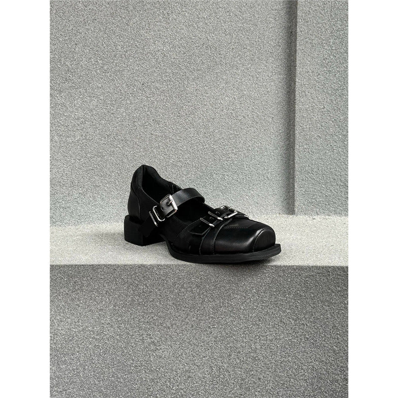 Damen Spitzer Mary-Jane-Loafer mit Schnallenriemen, Nietenbesatz und geprägtem Flammenmotiv Shop Nory
