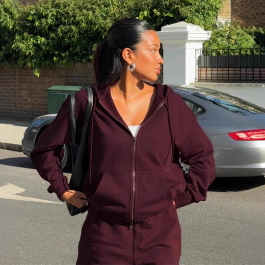 Damen gekürztes Kapuzen-Sweatshirt mit Oversize-Ärmeln und high-waist Wide-Leg Freizeithose Shop Nory