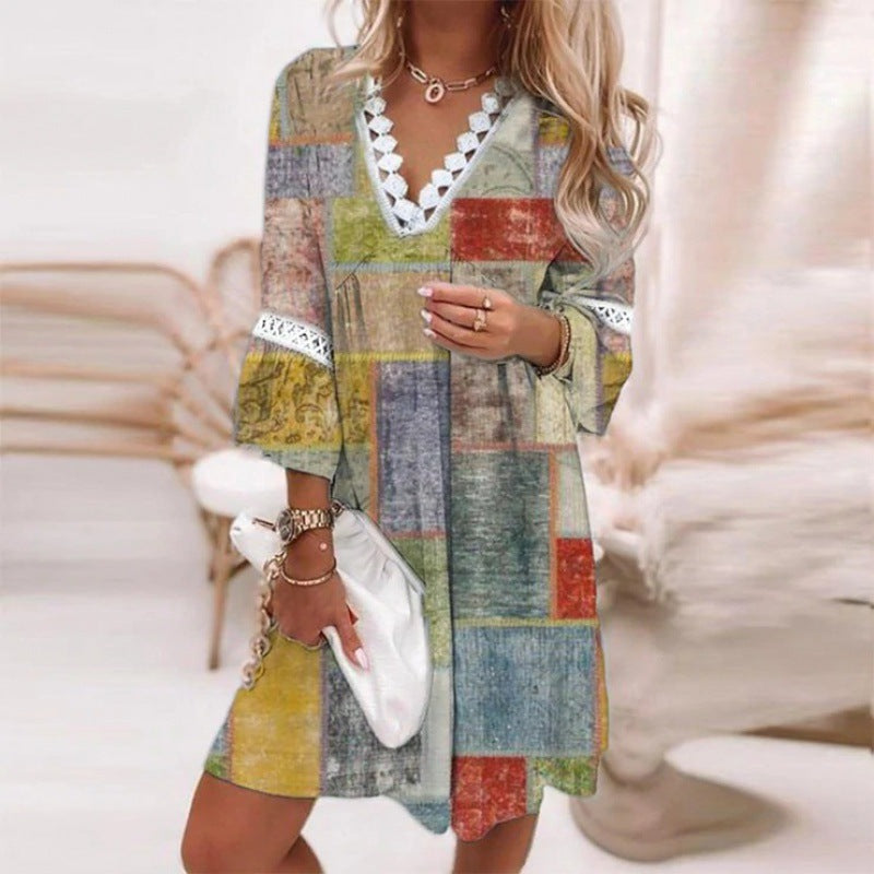 Damen Blumiges Tunika-Kleid mit Spitzenakzenten
