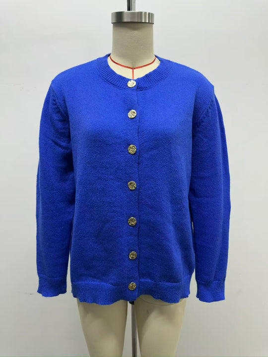 Damen Kuscheliger Strickcardigan mit Rundhalsausschnitt und goldenen Zierknöpfen Shop Nory