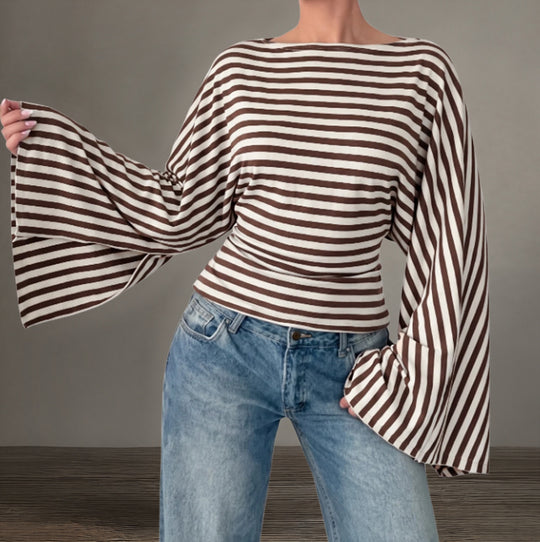 Damen Gestreiftes Shirt mit Carmenausschnitt, taillierter Silhouette und Trompetenärmeln Shop Nory