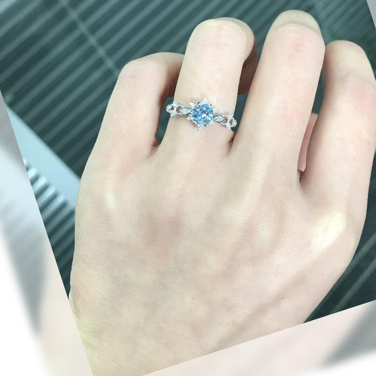 Damen Verlobungsring mit kunstvollem Edelsteindesign Shop Nory