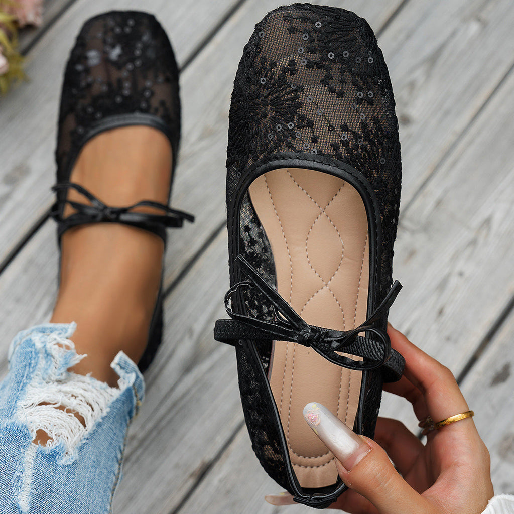 Damen Elegante Spitzenschuhe mit dekorativen Schleifen und funkelnden Akzenten