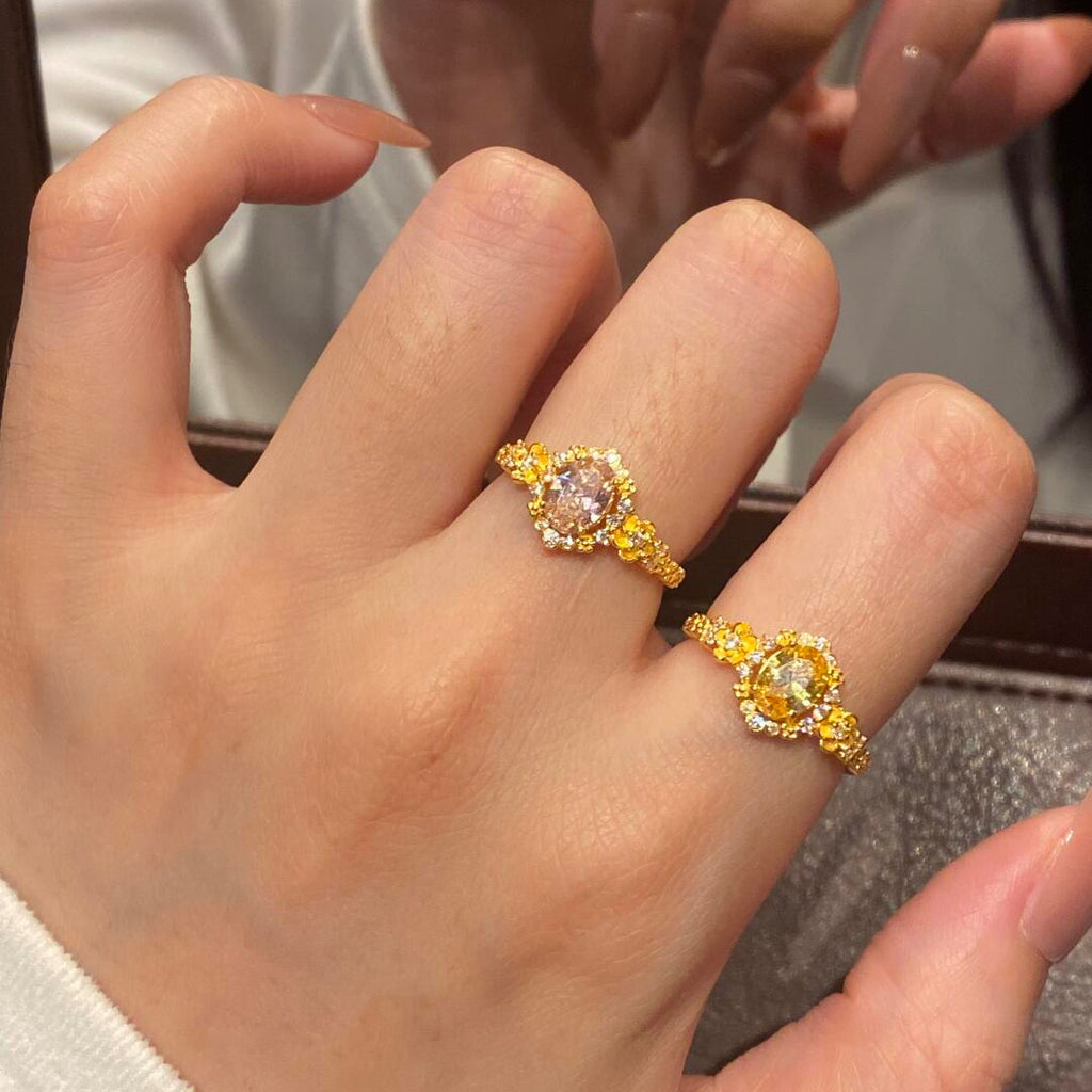 Damenring mit einzigartigem Blumen- und Kristalldesign Shop Nory