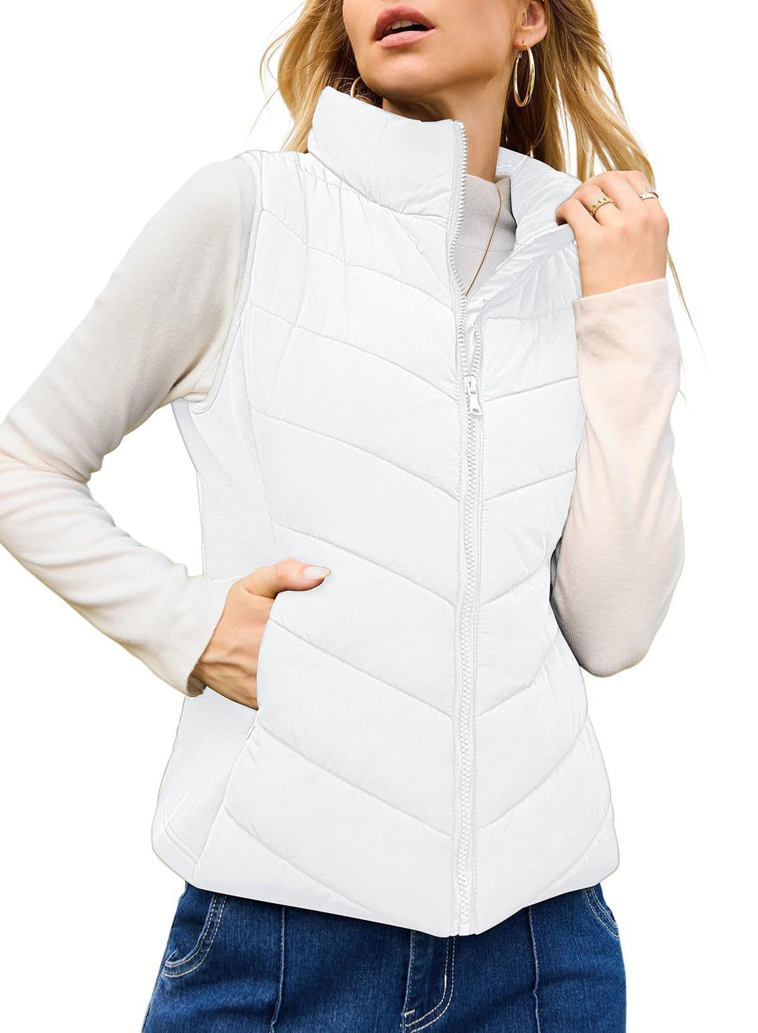 Damen Steppweste mit hohem Stehkragen und figurbetonten Stretchseiten Shop Nory