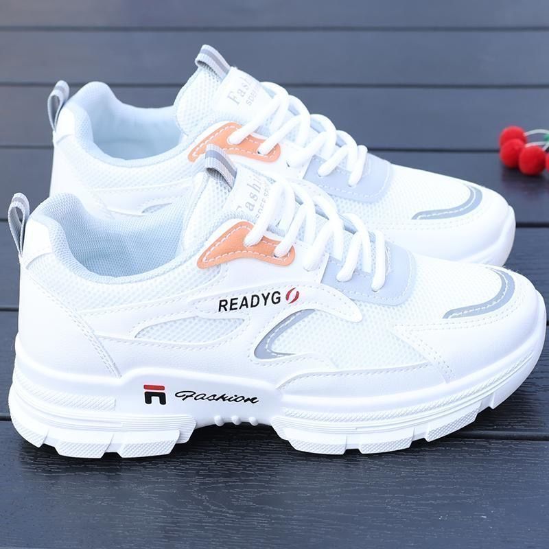 Damen Sportliche Lifestyle Sneakers mit trendigen Designelementen