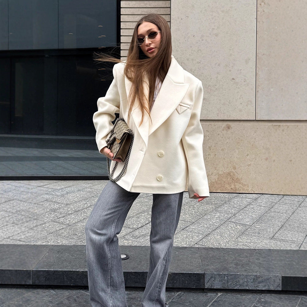 Damen Oversize Doppelreihiger Kurzblazer im Cocoon-Schnitt aus Wollmix Shop Nory