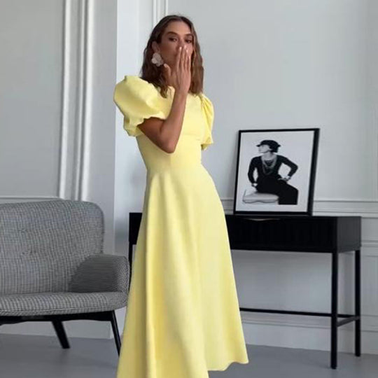 Damen Midikleid mit taillierter A-Linie und voluminösen Puffärmeln Shop Nory