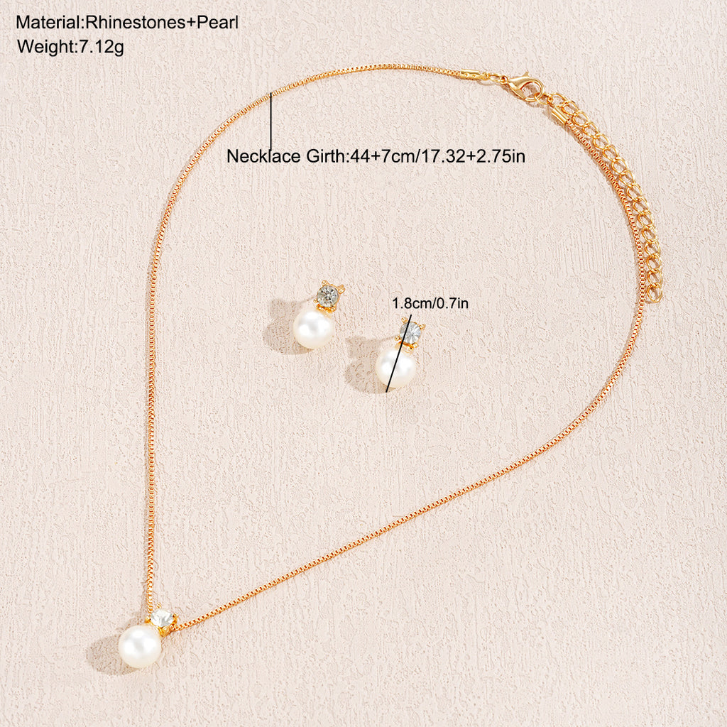 Damen Schmuckset mit eleganten Perlenanhängern und funkelnden Zirkonia Shop Nory