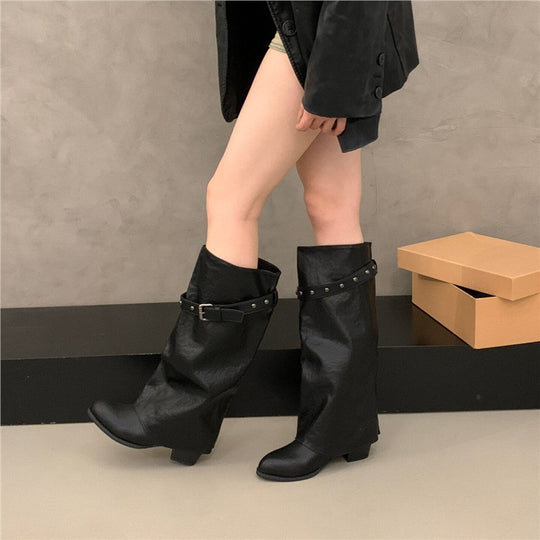 Damen Weiche Oversized Slouch-Overknee‑Stiefel mit verstellbarem Nieten‑Schnallenriemen Shop Nory