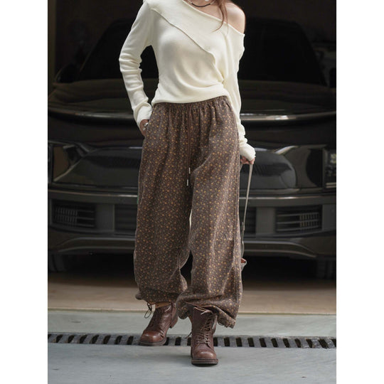 Damen Asymmetrisches Off-Shoulder Feinstrickshirt mit gedrehtem Saum Shop Nory