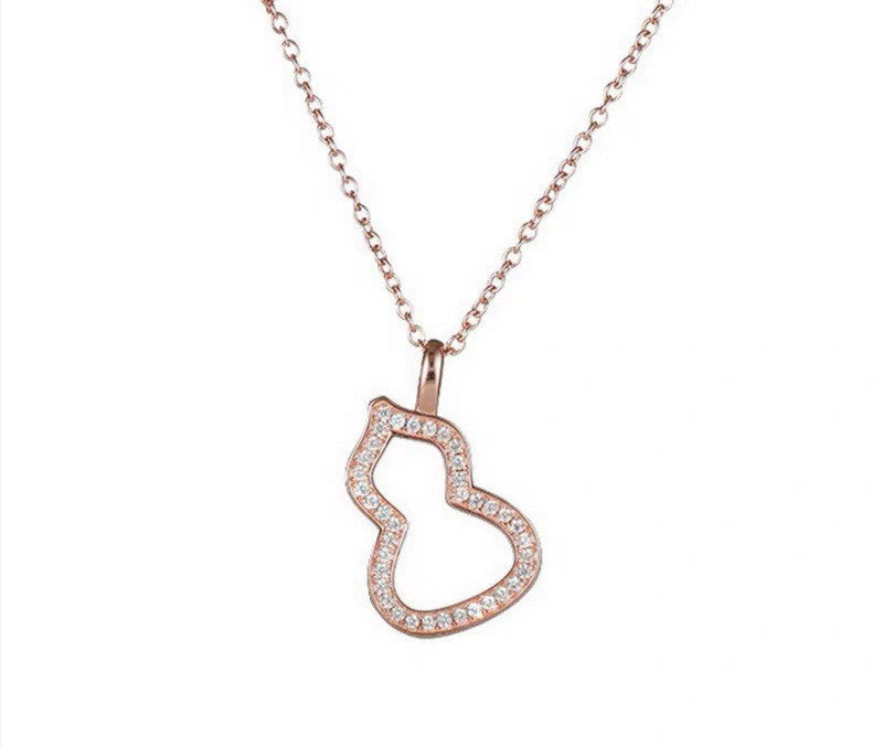 Damen Halskette mit verspieltem Design und funkelnden Akzenten Shop Nory