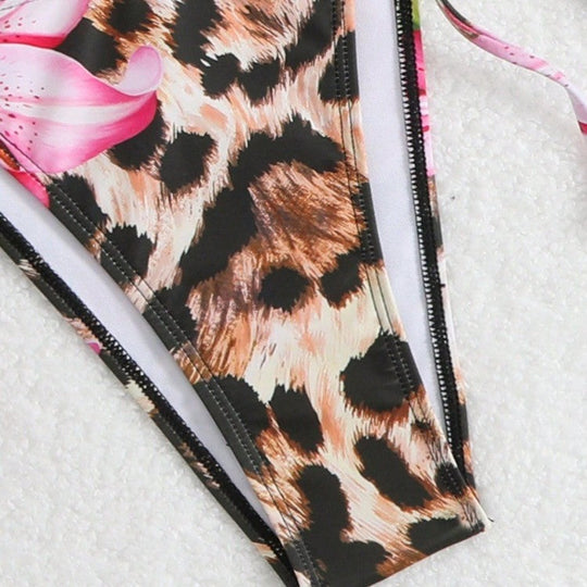 Damen Bikini-Set mit elegantem Leopardenmuster und verspielten Blumendetails