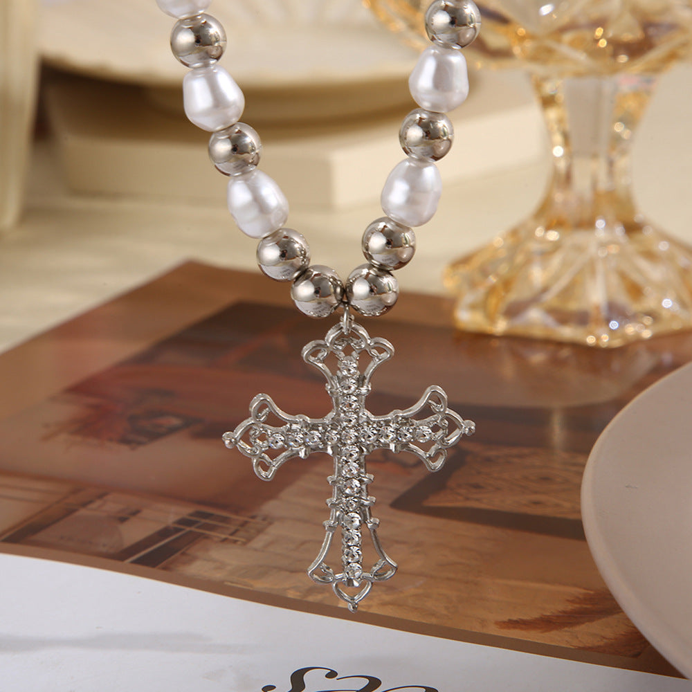 Damen Halskette mit filigranem Kreuzanhänger und hochwertiger Kette Shop Nory