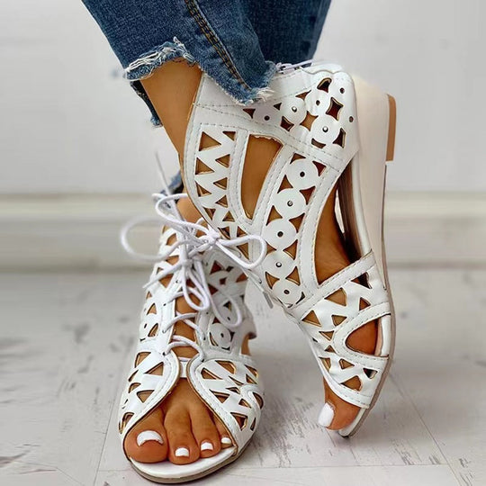 Damen Kunstleder-Sandalen mit Cut-Out-Design und Schnürung