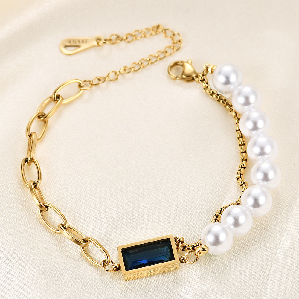 Damen Armband mit elegantem Perlen-Design und stilvollem Anhänger Shop Nory