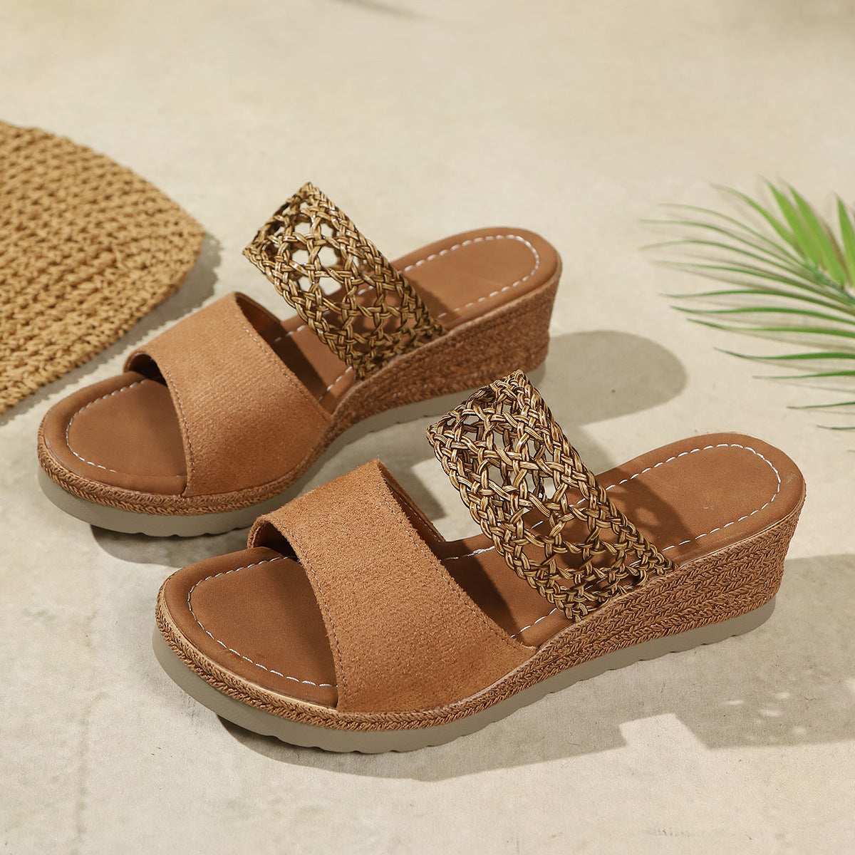 Damen Wedge-Pantoletten mit raffiniertem Riemen-Design