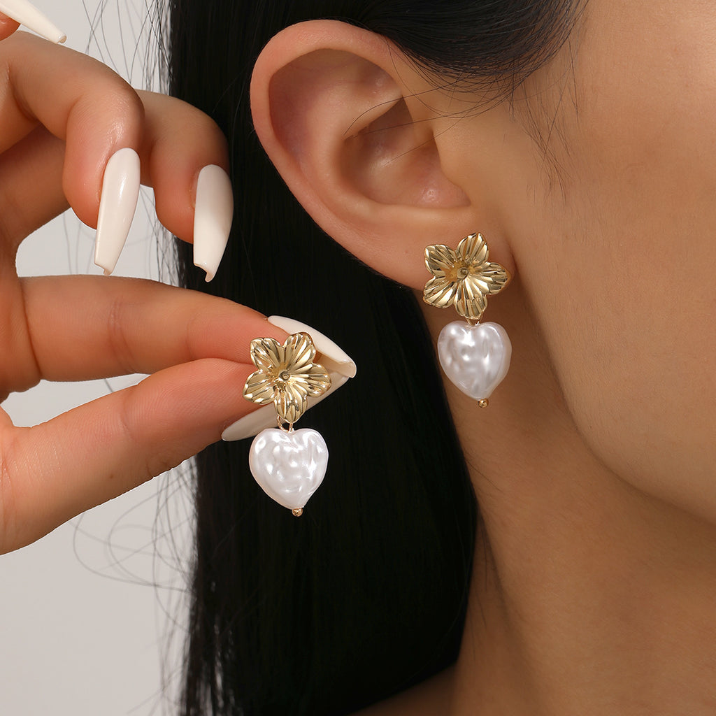 Damen Ohrringe mit elegantem Schmetterlingsanhänger Shop Nory