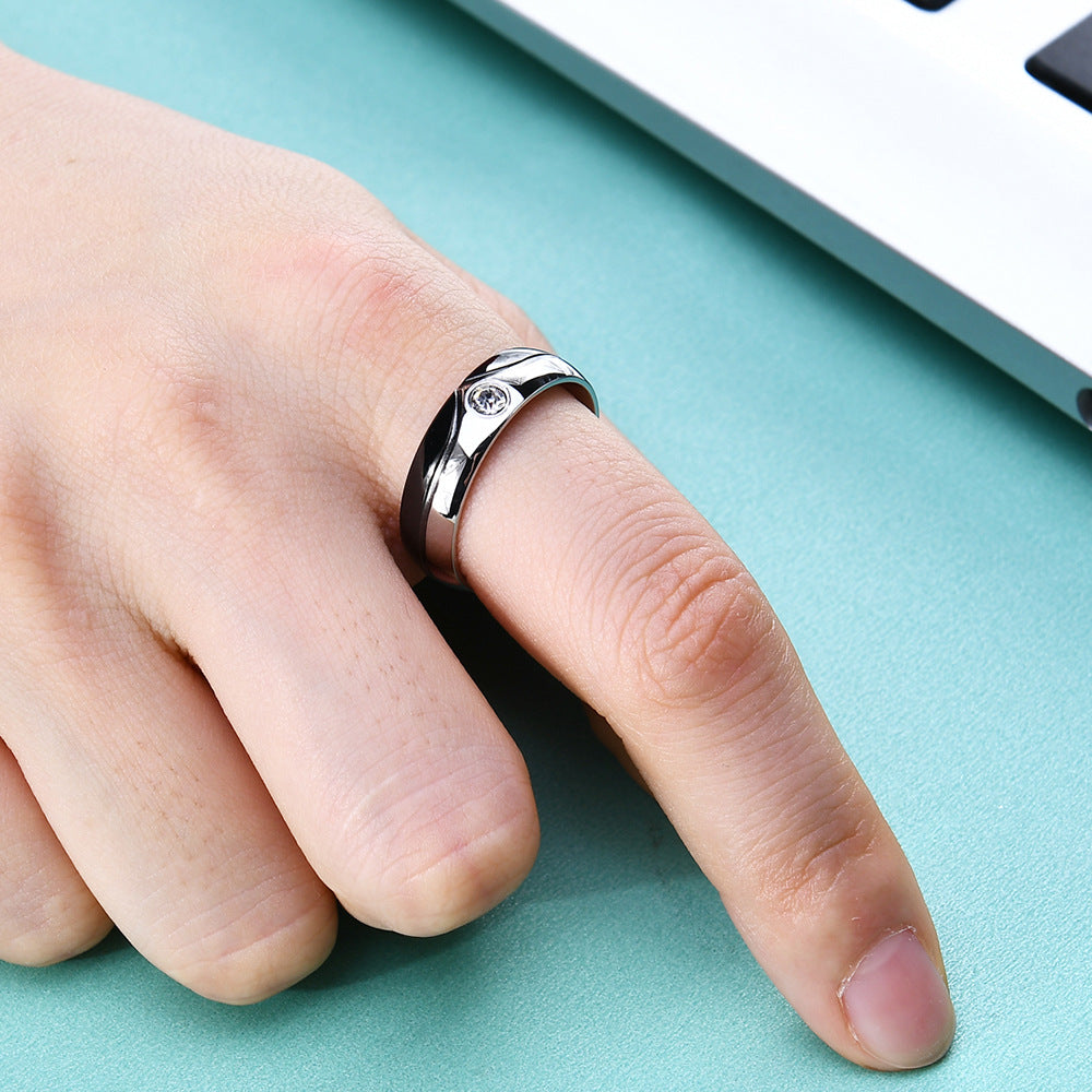 Herren Ring mit elegantem Sicherheitsschloss und funkelndem Kristalleinsatz Shop Nory